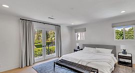 Stunning House For Rent. 825 Huntley Dr, West Hollywood, Ca 900 in West Hollywood, CA (Photo 11 of 12)