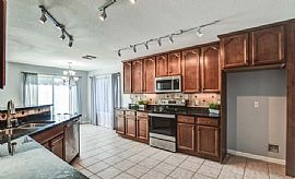 23201 N 21st Pl Phoenix, Az 85024 in Phoenix, AZ (Photo 3 of 4)