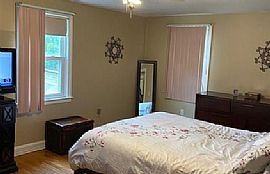 116 White Ave, West Hartford, Ct 06119 in West Hartford, CT (Photo 6 of 7)