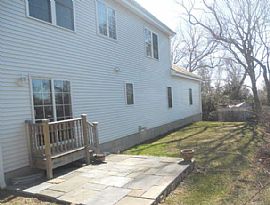 Nice 4 Bedroom House. 1023 Black Rock Tpke, Fairfield, Ct 06825 in Fairfield, CT (Photo 2 of 2)