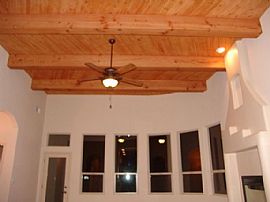 A Decent and Charming 3 Bedroom Apartmaent in Albuquerque, NM (Photo 2 of 9)