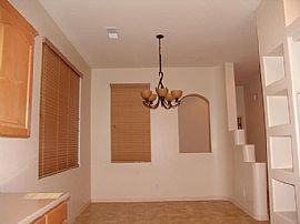 A Decent and Charming 3 Bedroom Apartmaent in Albuquerque, NM (Photo 5 of 9)