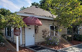 Bright, Beautifully Updated 1-Bedrm, 1-Bath 1st Floor Condo in South Lawrence, MA (Photo 12 of 12)