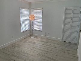 7039 Nw 3rd Ave, Boca Raton, Fl 33487 in Boca Raton, FL (Photo 8 of 12)