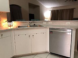 2925 Denver Ave Se, Palm Bay, Fl 32909 in Palm Bay, FL (Photo 5 of 10)