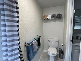 332 Palisades Dr, Henderson, Nv 89014 in Henderson, NV (Photo 10 of 12)