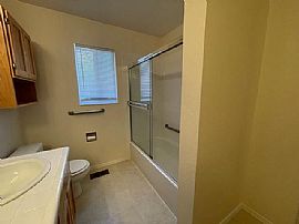 4834 Vista Mountain Dr, Sparks, Nv 89436 in Sparks, NV (Photo 10 of 12)