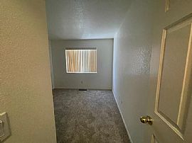 4834 Vista Mountain Dr, Sparks, Nv 89436 in Sparks, NV (Photo 9 of 12)