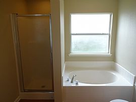 Amazing and Charming Single Family Home For Rent in Jacksonville, FL (Photo 8 of 12)