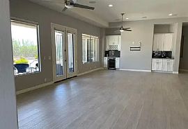 33075 N 71st Way, Scottsdale, Az 85266 in Scottsdale, AZ (Photo 3 of 9)