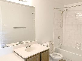 4025 Fragile Sail Way, Ellicott City, Md 21042 in Ellicott City, MD (Photo 3 of 12)