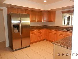 1426 E Manhatton Dr, Tempe, Az 85282 in Tempe, AZ (Photo 6 of 12)