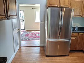 10502 Inwood Ave, Silver Spring, Md 20902 in Silver Spring, MD (Photo 7 of 12)