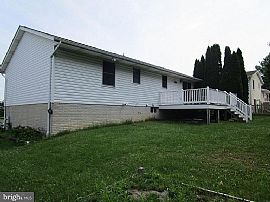 850 Snowfall Way, Westminster, Md 21157 in Westminster, MD (Photo 5 of 6)