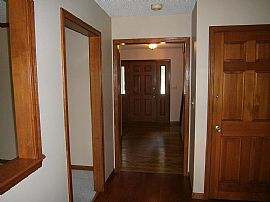 Beautiful 4bedroom Available For Rent in Liberty Township, OH (Photo 3 of 8)
