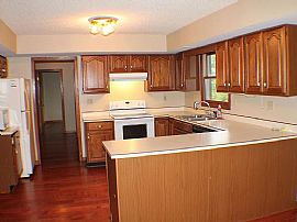 Beautiful 4bedroom Available For Rent in Liberty Township, OH (Photo 6 of 8)