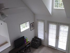 15 South Pkwy, Elkton, Md 21921 in Elkton, MD (Photo 4 of 12)