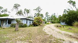 7750 Sw 125th Ter, Cedar Key, Fl 32625 in Cedar Key, FL (Photo 3 of 12)