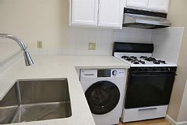 3 Bedrooms / 1 Bath House Available in San Francisco, CA