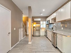 1600 N Saba St Unit 164, Chandler, Az 85225 in Chandler, AZ (Photo 3 of 12)