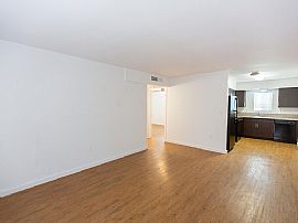 109 E Broadway Rd Apt 39, Tempe, Az 85282 in Tempe, AZ (Photo 3 of 11)