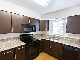 109 E Broadway Rd Apt 39, Tempe, Az 85282 in Tempe, AZ (Photo 4 of 11)