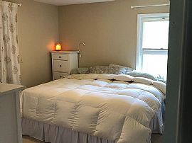 733 W Shore Dr, City of Delafield, Wi 53018 in Delafield, WI (Photo 10 of 12)