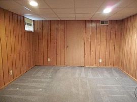 5152 N Santa Monica Blvd, Whitefish Bay, Wi 53217 in Whitefish Bay, WI (Photo 10 of 12)