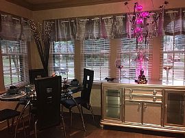 5152 N Santa Monica Blvd, Whitefish Bay, Wi 53217 in Whitefish Bay, WI (Photo 11 of 12)