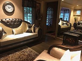 5152 N Santa Monica Blvd, Whitefish Bay, Wi 53217 in Whitefish Bay, WI (Photo 12 of 12)