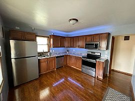 1341 S 96th St, West Allis, Wi 53214 in West Allis, WI (Photo 7 of 12)