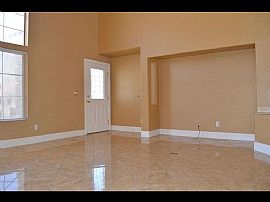 8949 Autumn Wreath Ave, Las Vegas, Nv 89129 in Las Vegas, NV (Photo 3 of 12)