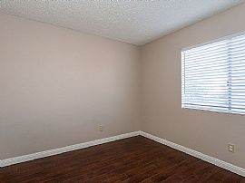 330 Hutchings Ln, Henderson, Nv 89074 in Henderson, NV (Photo 7 of 12)