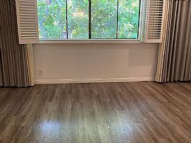 Town House For Rent  in Arcadia, CA (Photo 4 of 9)