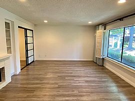 Town House For Rent  in Arcadia, CA (Photo 9 of 9)