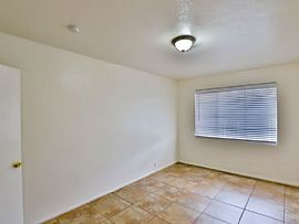 2618 E Glenrosa Ave Apt 2, Phoenix, Az 85016 in Phoenix, AZ (Photo 12 of 12)