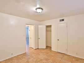 2618 E Glenrosa Ave Apt 2, Phoenix, Az 85016 in Phoenix, AZ (Photo 6 of 12)