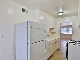 2618 E Glenrosa Ave Apt 2, Phoenix, Az 85016 in Phoenix, AZ (Photo 8 of 12)