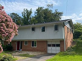 8401 Thornden Ter, Bethesda, Md 20817 in Bethesda, MD