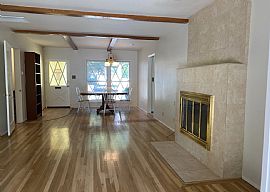 House For Rent  in Northridge, CA (Photo 5 of 7)