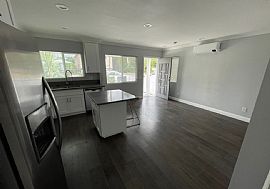 Apartment For Rent  in Los Angeles, CA (Photo 5 of 10)