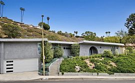 House For Rent  in Brentwood, CA (Photo 2 of 10)