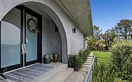 House For Rent  in Brentwood, CA (Photo 3 of 10)