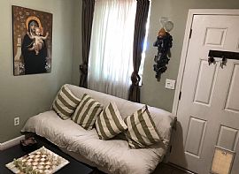 Apartment For Rent  in Los Angeles, CA (Photo 3 of 10)