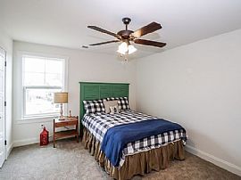 A 3 Bed Room Home Apartment with Three Bath Room in Oxford, MS (Photo 11 of 12)