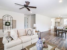 A 3 Bed Room Home Apartment with Three Bath Room in Oxford, MS (Photo 3 of 12)