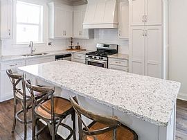 A 3 Bed Room Home Apartment with Three Bath Room in Oxford, MS (Photo 8 of 12)