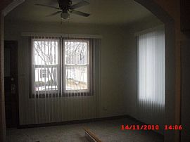 606 N Maple Ave, Marshfield, Wi 54449 in Marshfield, WI (Photo 10 of 12)