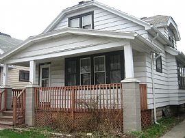 1962 S 76th St, West Allis, Wi 53219 in West Allis, WI