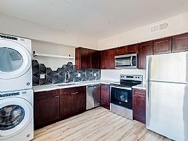 813 E Marlette Ave #2, Phoenix, Az 85014 in Phoenix, AZ